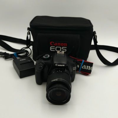 Canon 1100D Spiegelreflexcamera met 18-55 lens set - Nette s