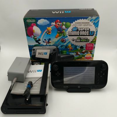 Nintendo Wii U Game Console - Complete set + Doos