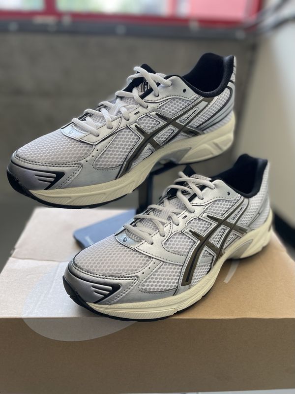 Pre-owned ASICS Gel 1130 White/Clay Canyon