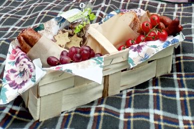 Gutschein für Picknick-Körbchen zum Rondell-Konzert (Vesper für 2 Personen). Zustellung per Post oder Abholung bei Firma Häberlin.