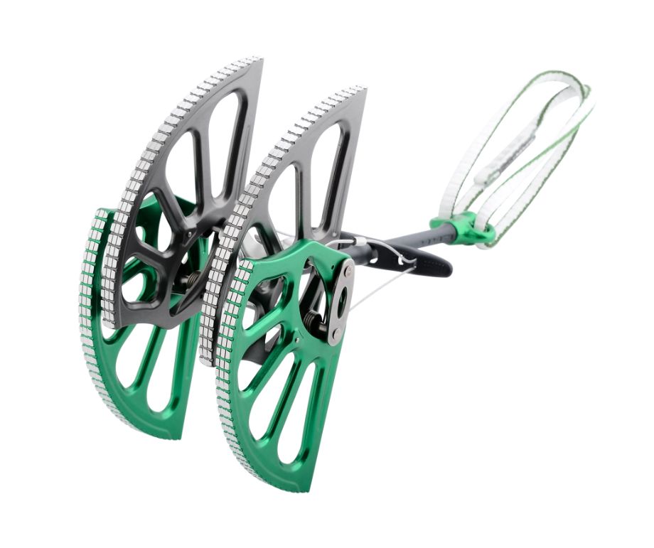 Dragon Cam Size 8 Green