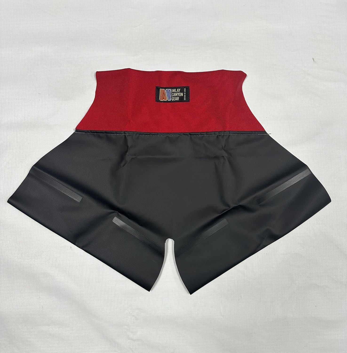 ScuttleButt5, Color: Red w/Black