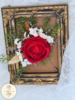 Stunning Red Rose Corsage and Boutonnière Set featuring handcrafted sola wood roses, dried flowers like hydrangea, pinecones, and rabbit tails. Ideal for weddings, proms, and special occasions, combining style with sustainability.