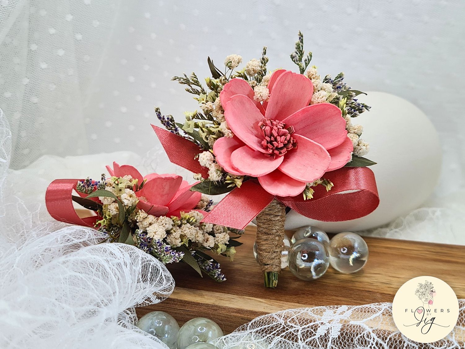 Elegant Pink Cosmos Boutonniere made from sola wood with dried gypsophila and a satin ribbon or pin back. Long-lasting and eco-friendly, this modern design is ideal for weddings and special occasions.