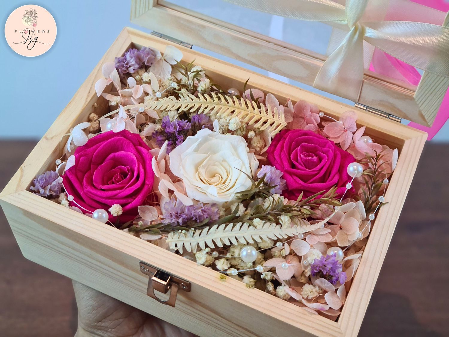 Elegant Glass Box with Preserved Pink &amp; White Infinity Roses, dried flowers including ferns and gypsophila. Customizable keepsake box for anniversaries and weddings. Timeless beauty and luxury