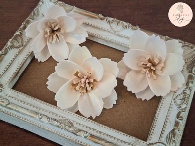 Handmade Sola Wood Cosmos Flowers - Peach 5cm | Treated &amp; Durable | Perfect for DIY Crafts, Floral Arrangements | Eco-Friendly Thai Artisans
