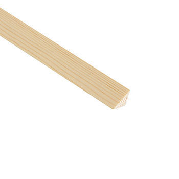 TM970 Pefc Triangle 18 x 18mm 2.4 Mtr Pine Moulding