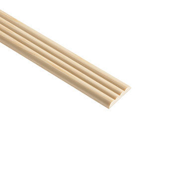 TM701 Pefc Reeded 34 x 6mm 2.4 Mtr Pine Moulding