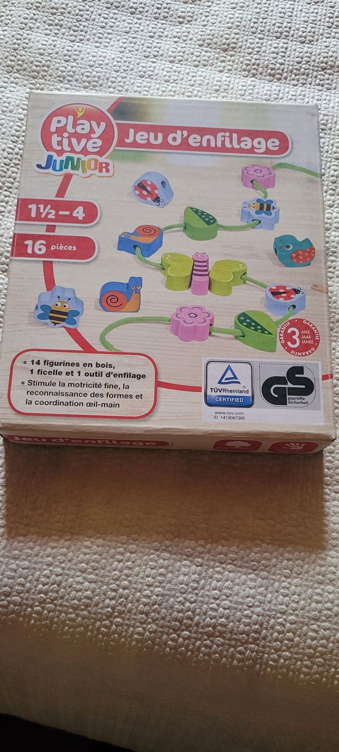 jeu d'enfilage