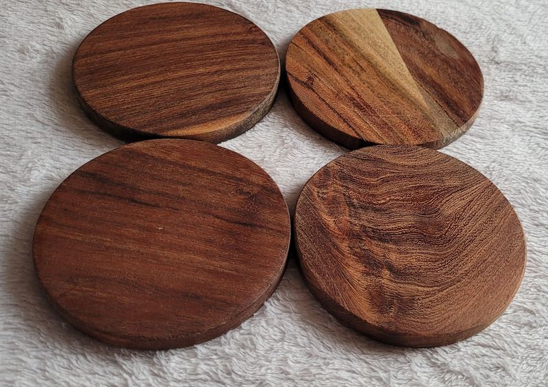 sous verre en bois d'acacia