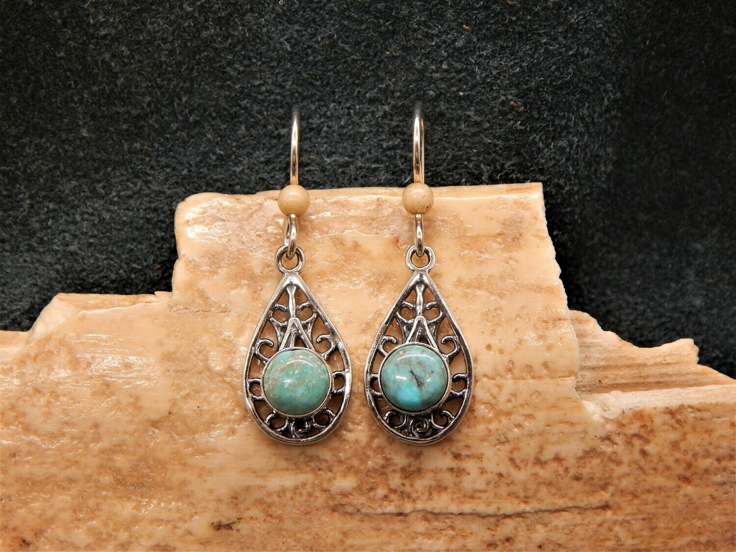 Turquoise Cabochons/Mammoth Ivory