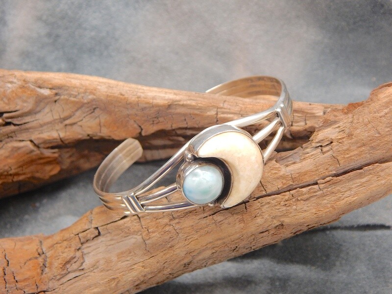 Walrus Ivory Moon &amp; Larimar