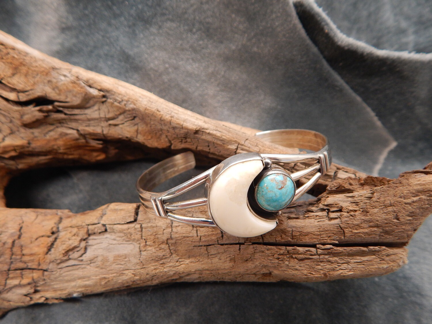 Walrus Ivory &amp; Turquoise