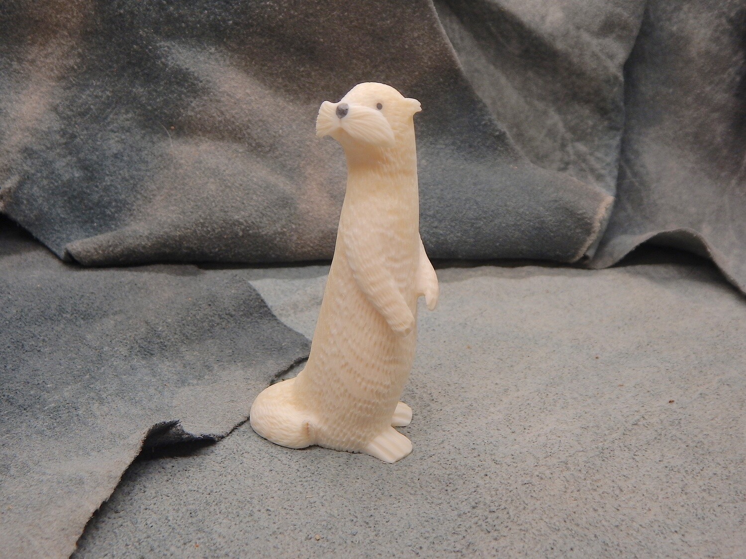 Standing River Otter