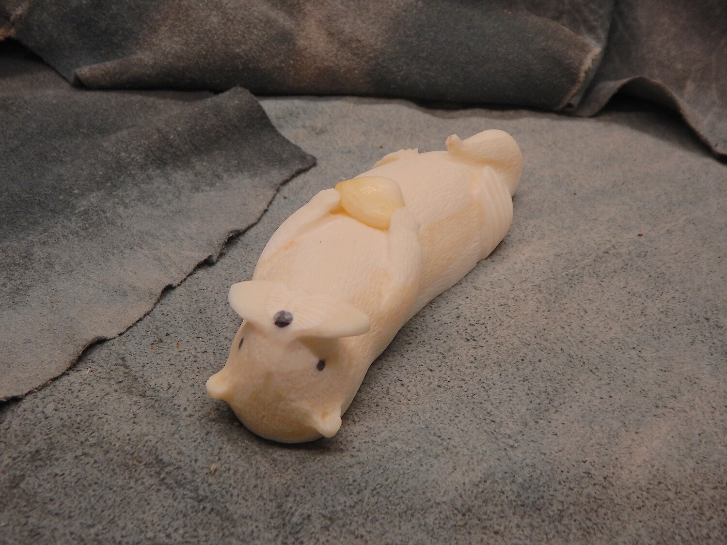 Sea Otter with Clam Shell