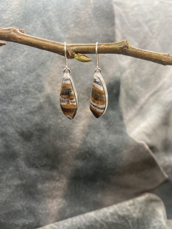 Pointed Teardrops