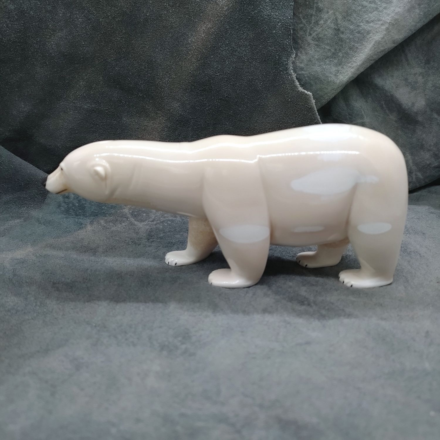 Polished Polar Bear