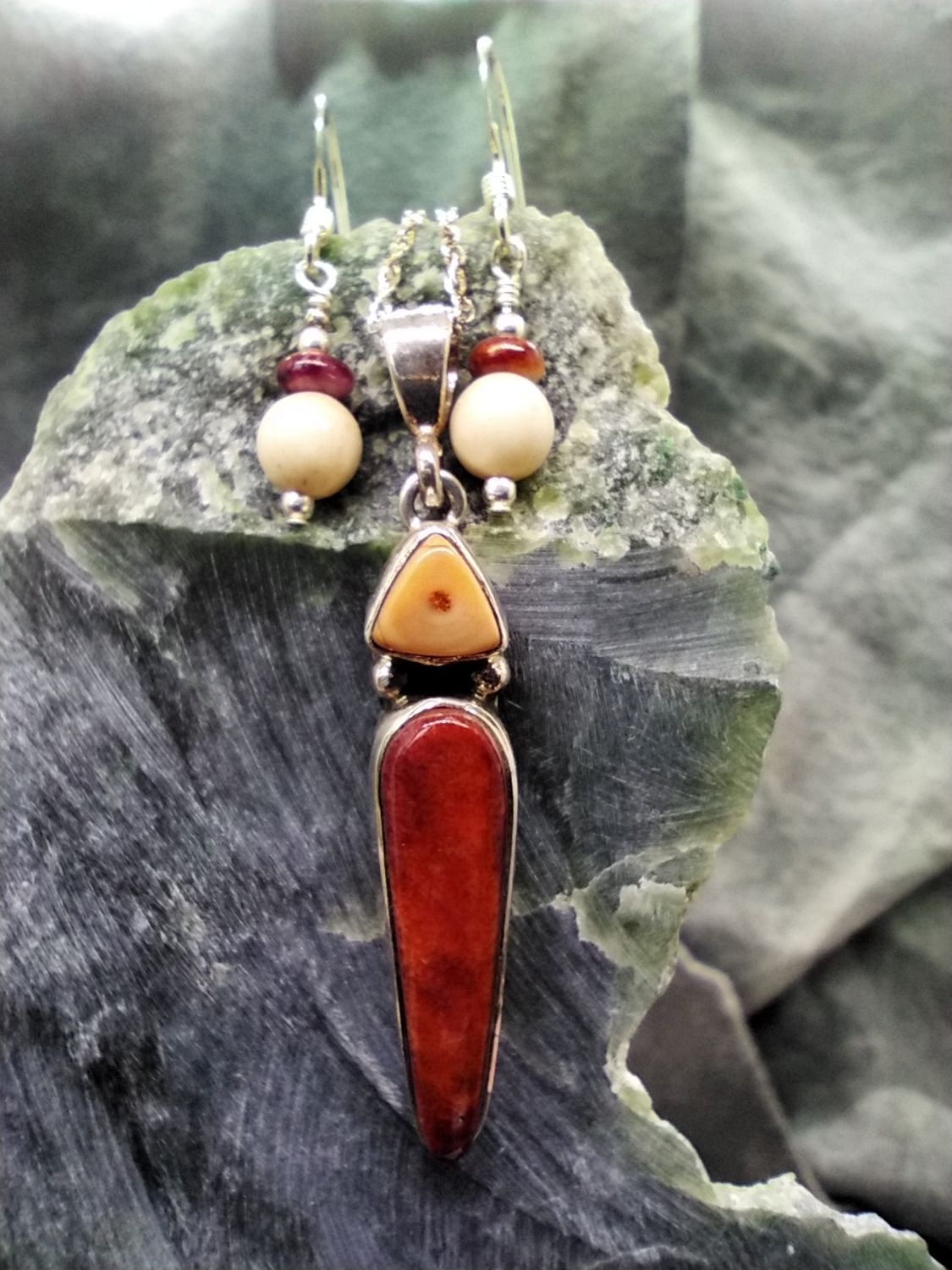 Fossilized Walrus Ivory and Spiny Oyster Earrings and Necklace Set
