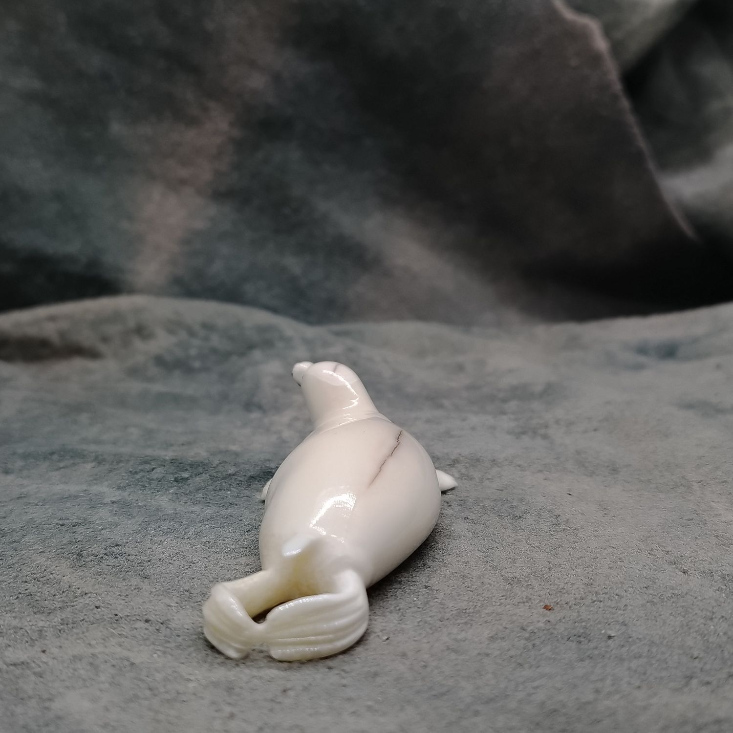Small Polished Seal