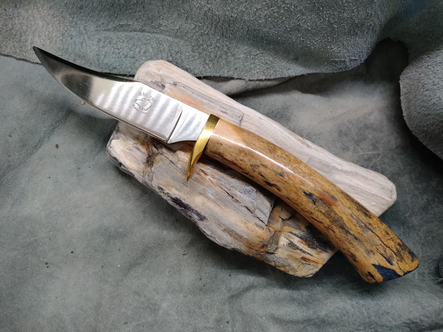 8&quot; Hunter with Fossilized Walrus Rib Bone handle