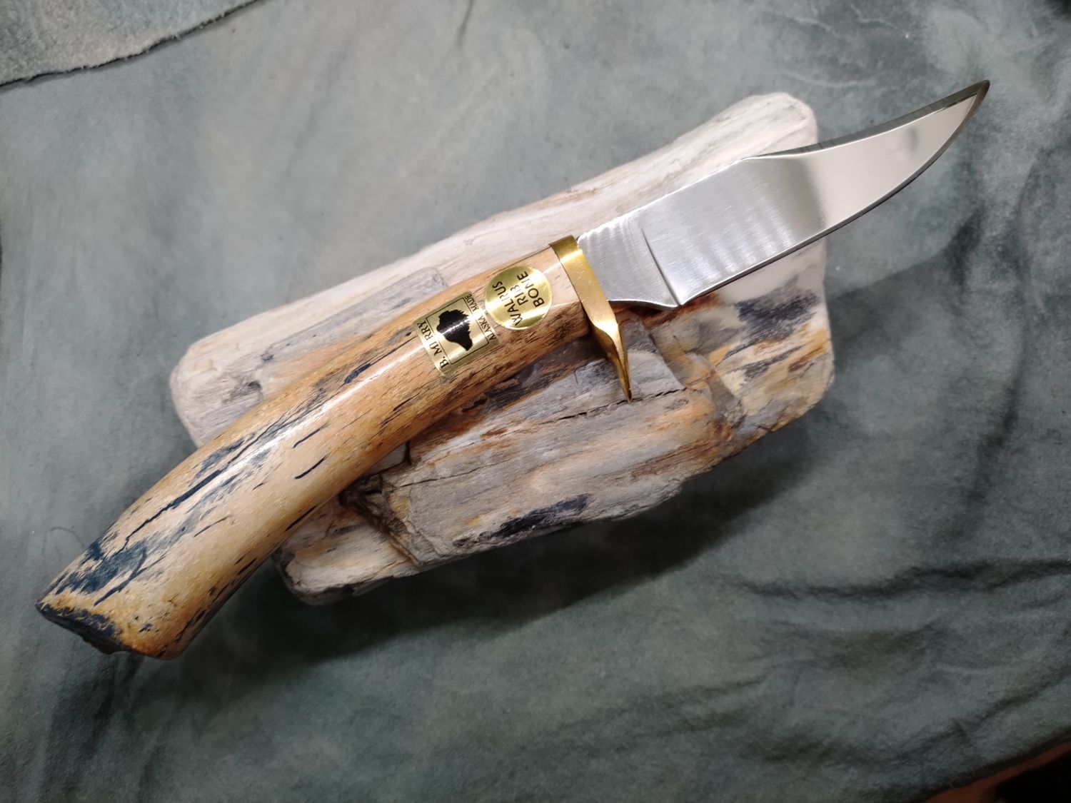 8&quot; Hunter with Fossilized Walrus Rib Bone handle