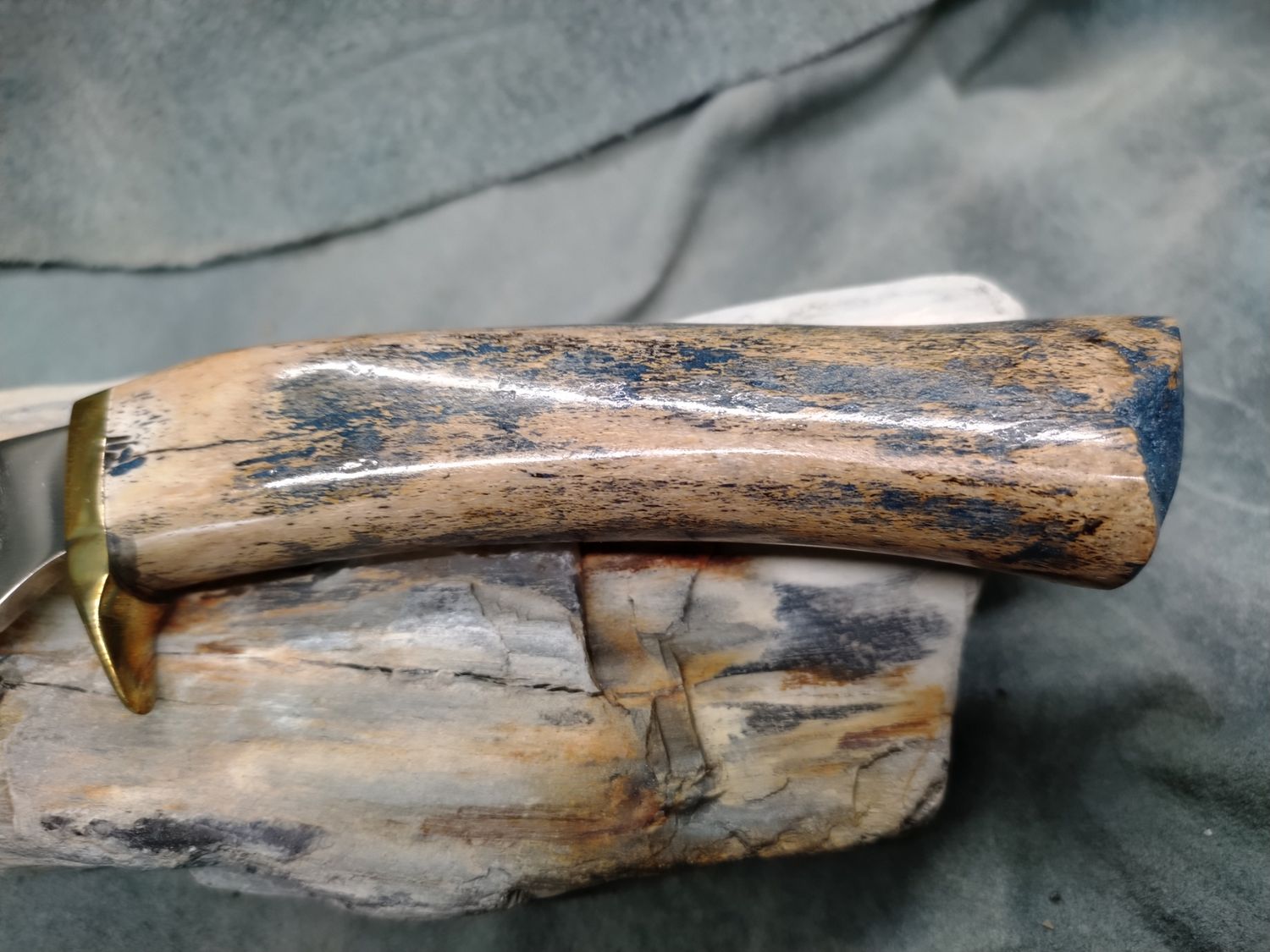 8&quot; Hunter with Fossilized Walrus Rib Bone handle