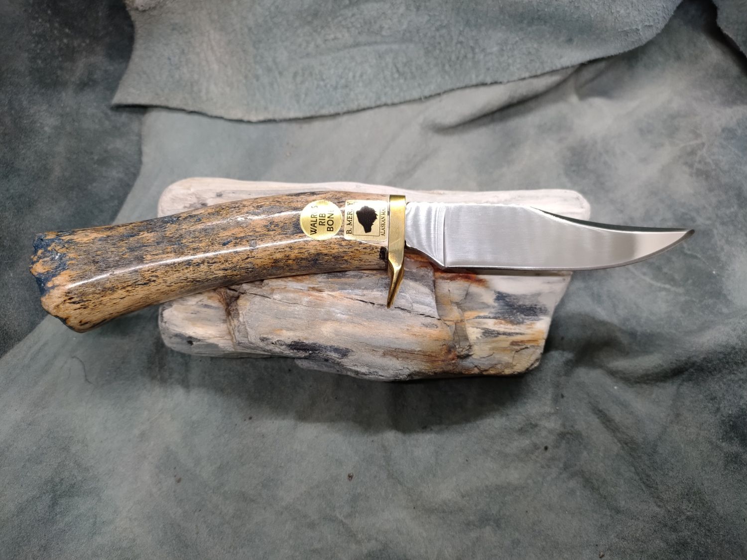 8&quot; Hunter with Fossilized Walrus Rib Bone handle