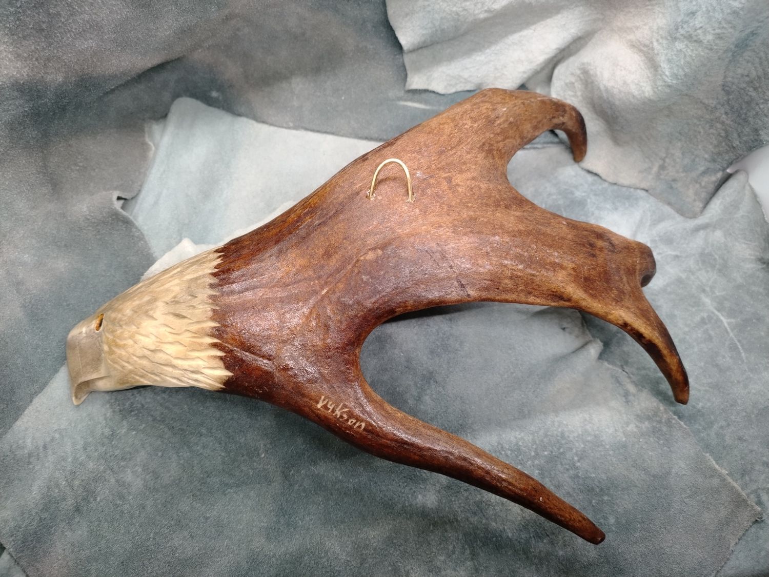 Hanging Eagle 