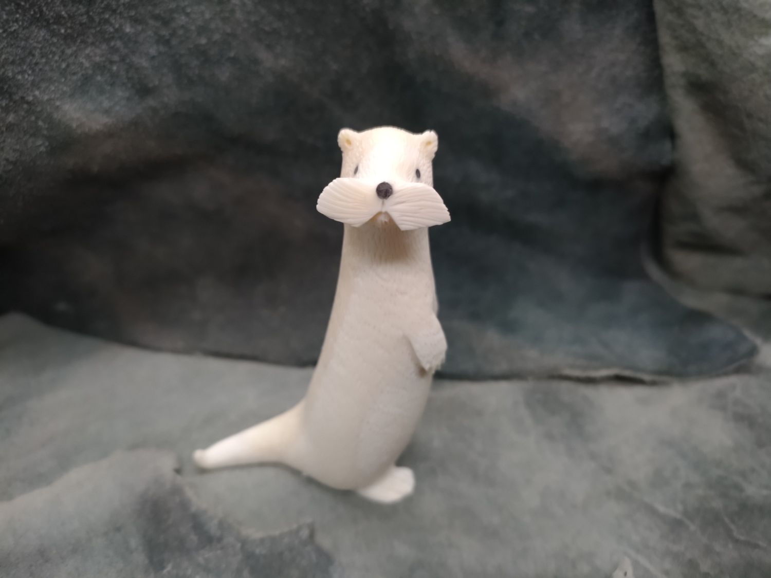 Standing Textured Otter 
