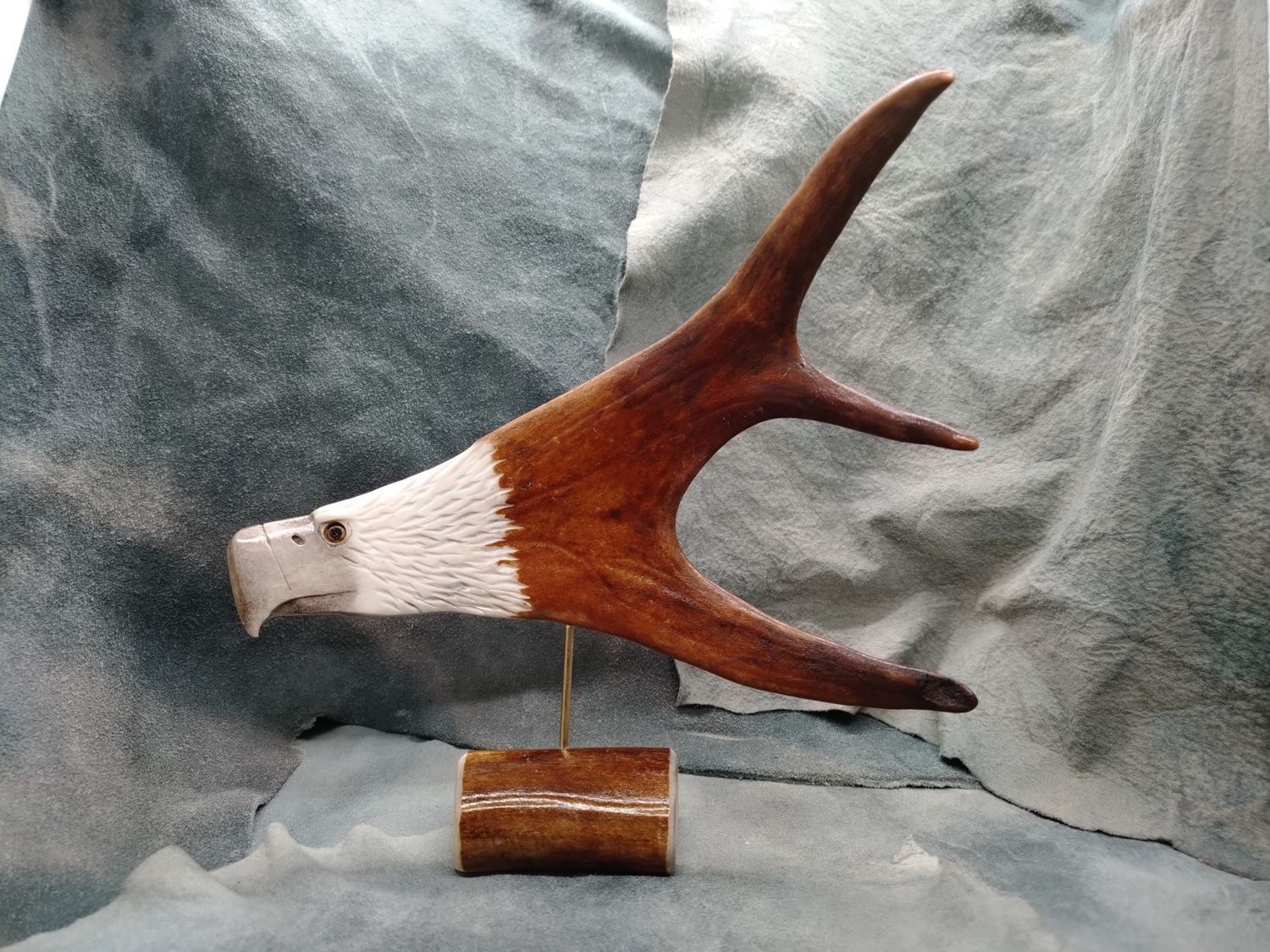 Eagle Statue