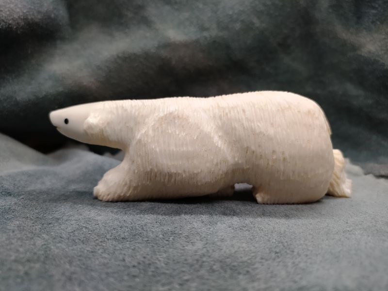 Walking Polar Bear 
