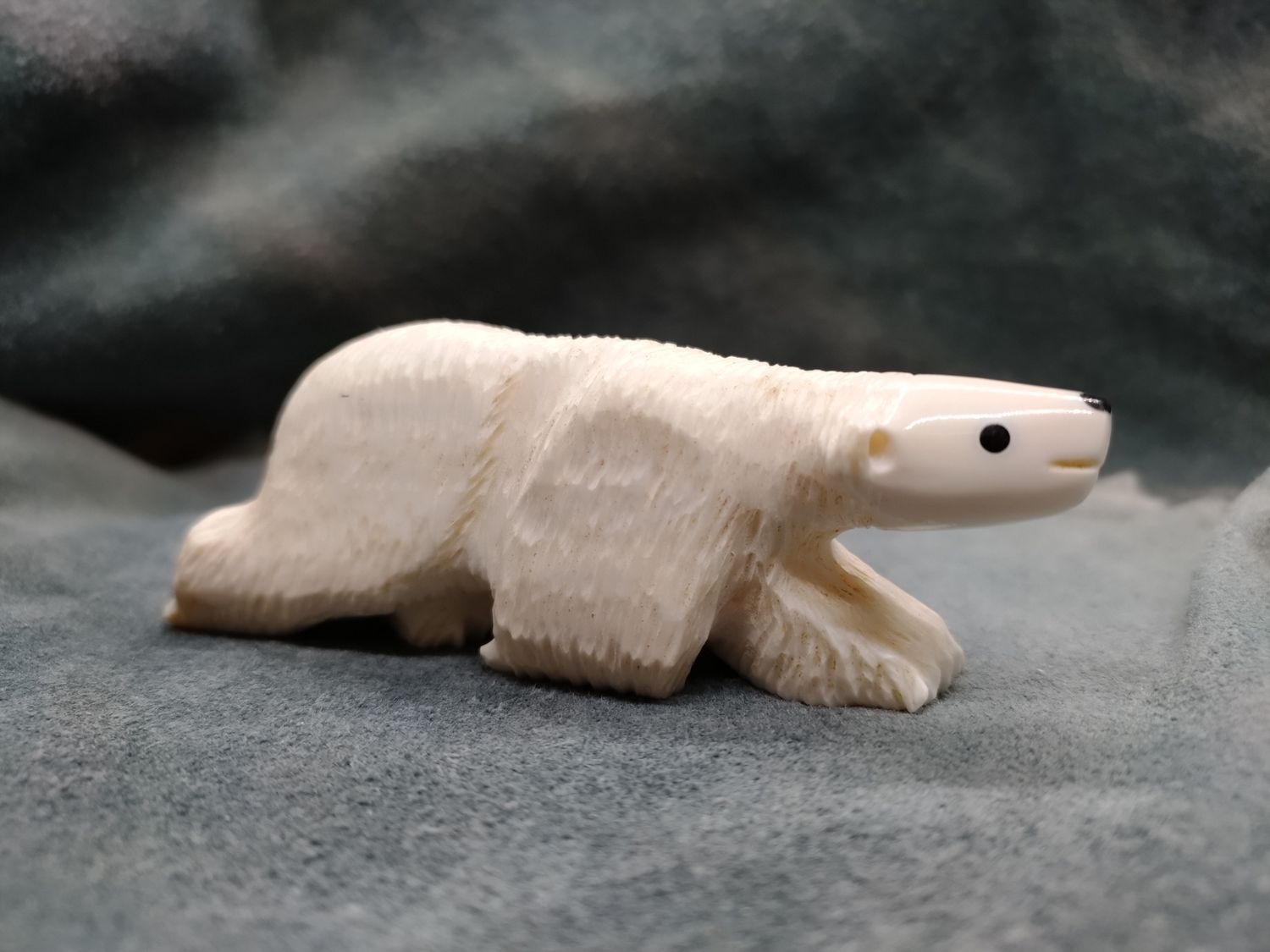 Walking Polar Bear 
