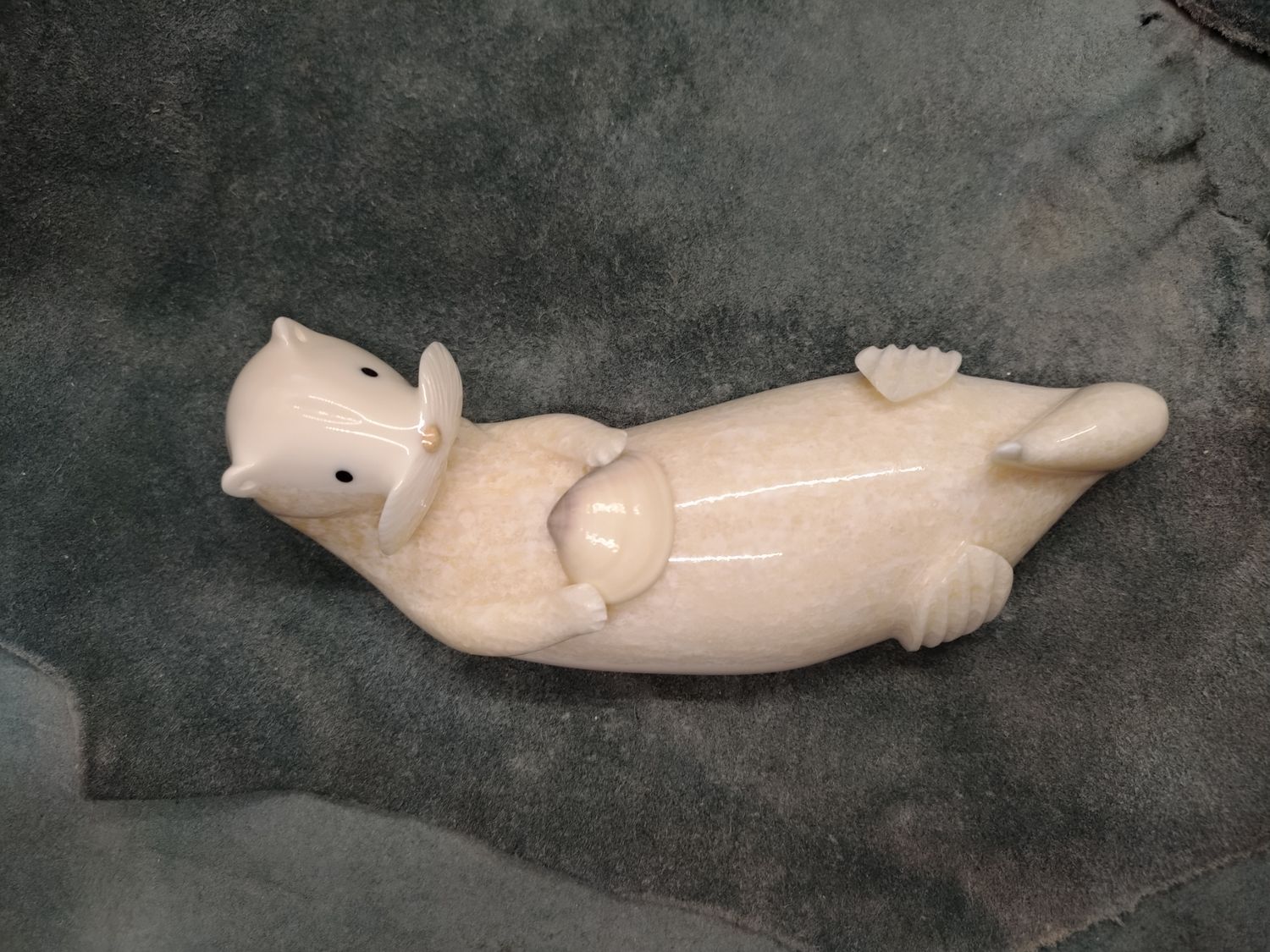 Otter with Shell