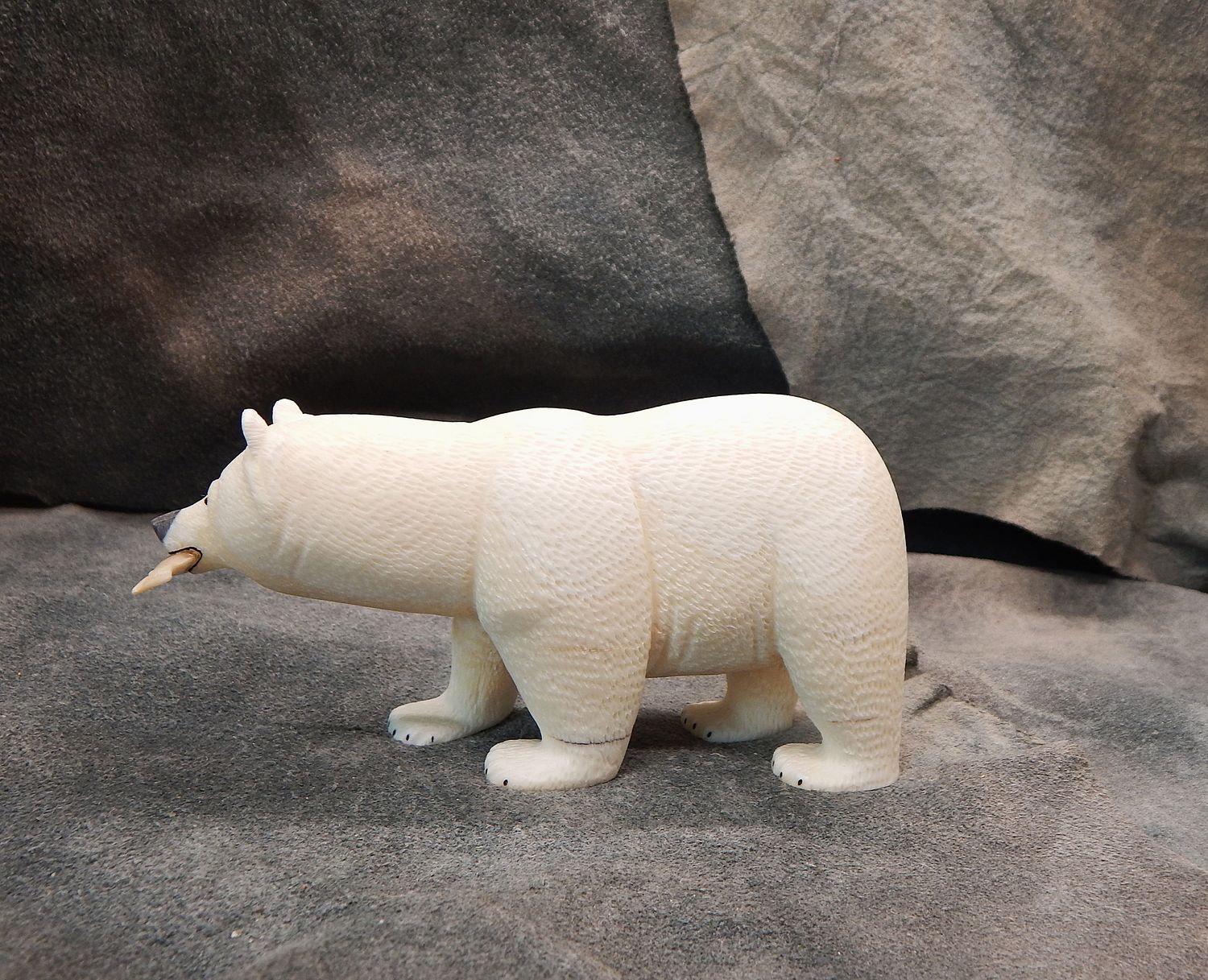 Textured Walking Grizzly with Fish