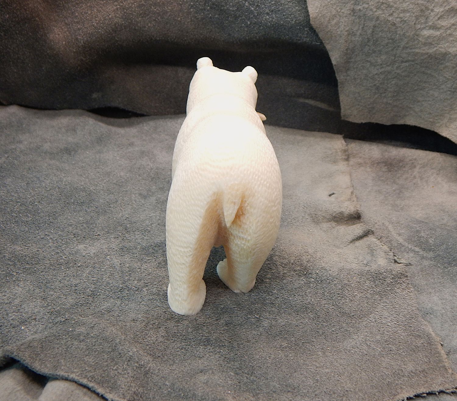 Textured Walking Grizzly with Fish