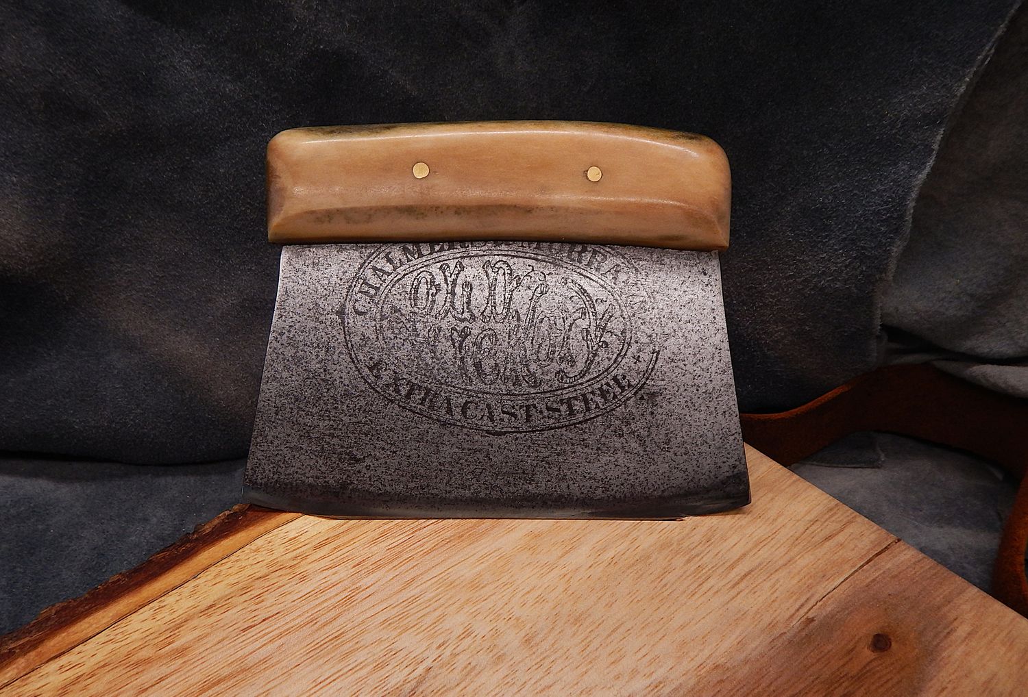 Stamped High Carbon Steel Savoonga Ulu w/ Caribou Antler Handle Stamped High Carbon Steel Savoonga Ulu w/ Caribou Antler Handle