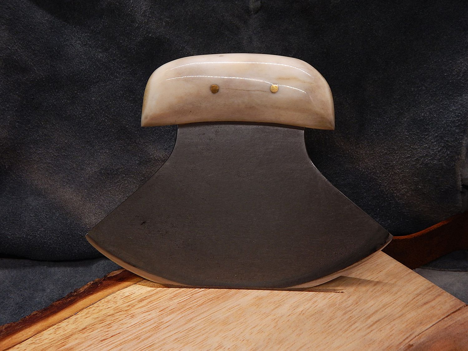 High Carbon Steel Fish River Ulu With Caribou Antler Handle