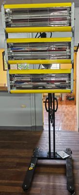 Lámpara de Calor Infrarroja de 3 Lámparas Ajustables Marca Vico