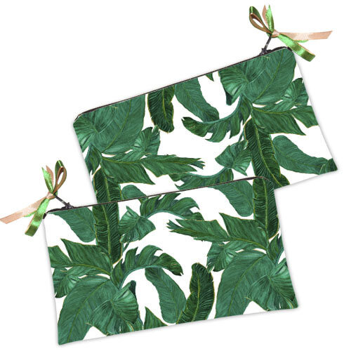 Женская косметичка Тропические листья на белом фоне
