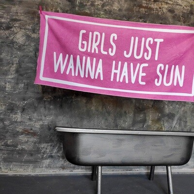 Рушник пляжний великий з принтом Girls just wanna have sun, 150х70 см