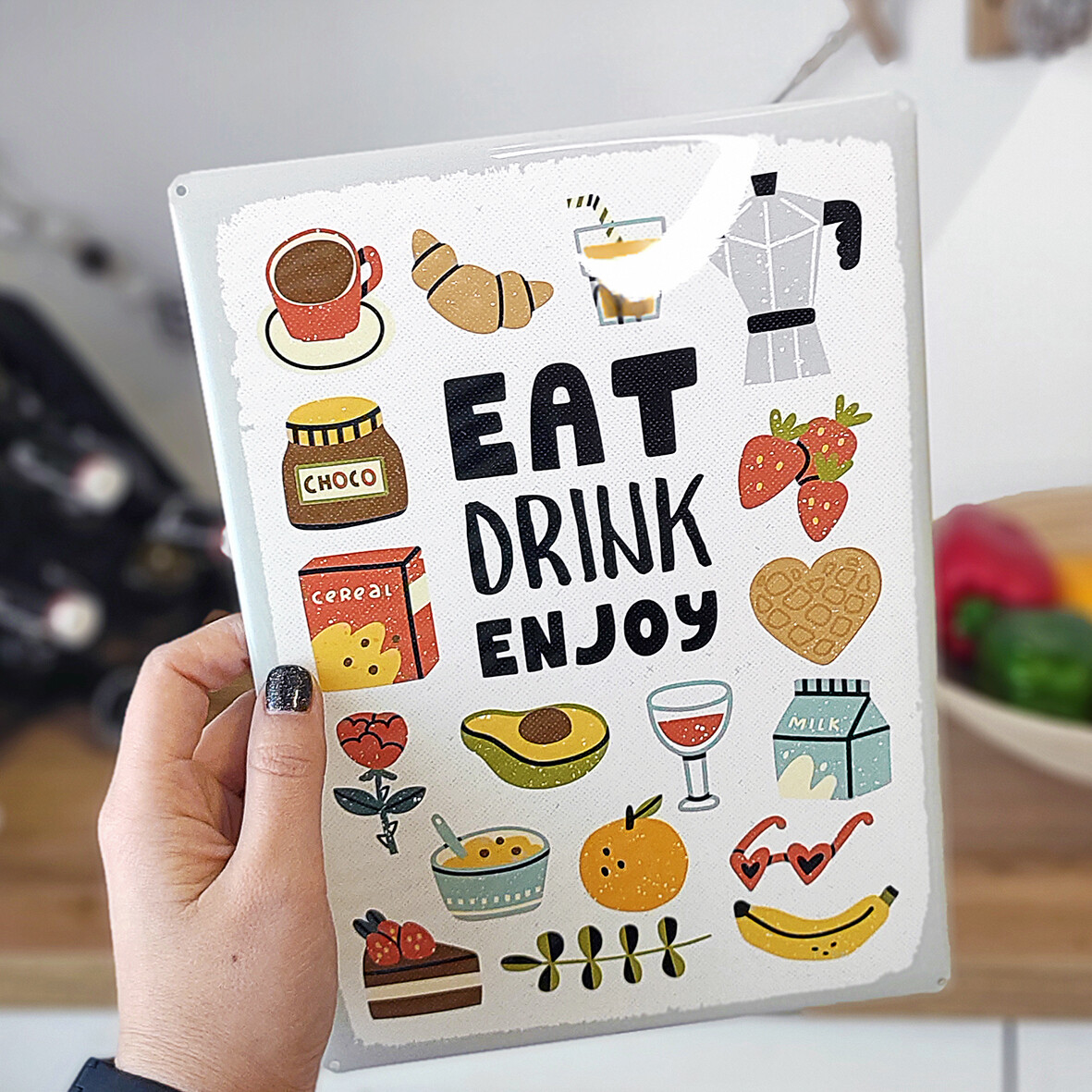 Металлическая табличка Eat drink enjoy