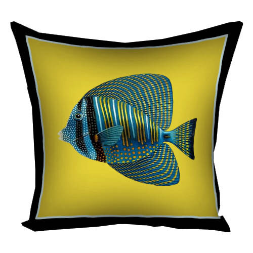 Наволочка для подушки 30х30 см Аквариумная рыбка на желтом фоне