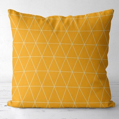 Подушка з принтом 30х30 см Жовті трикутники