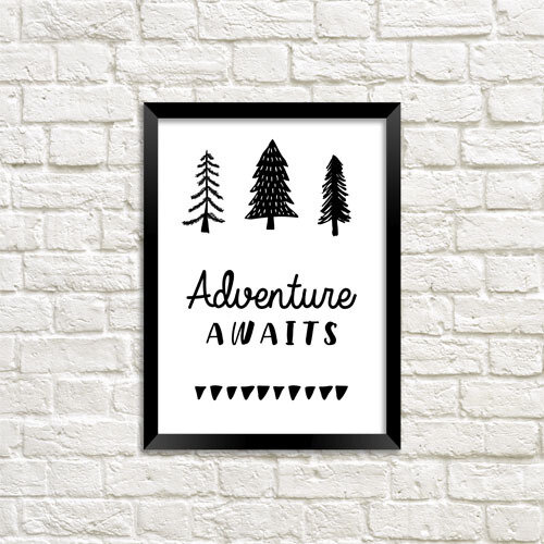 Постер в рамке a4 Adventure awaits