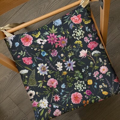 Подушка на стілець із зав'язками Квіткове розмаїття