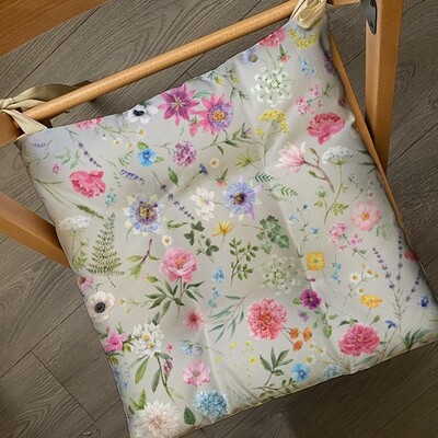 Подушка на стілець із зав'язками Квітковий настрій