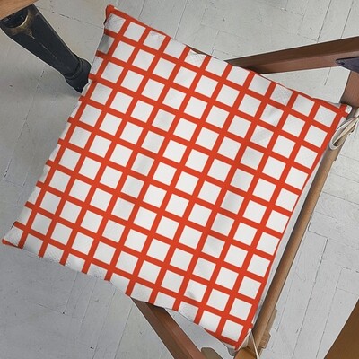 Подушка на стул с завязками Оранжевая клетка