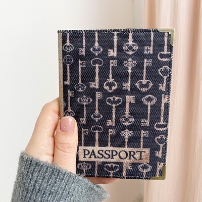 Обкладинка на паспорт Ключі