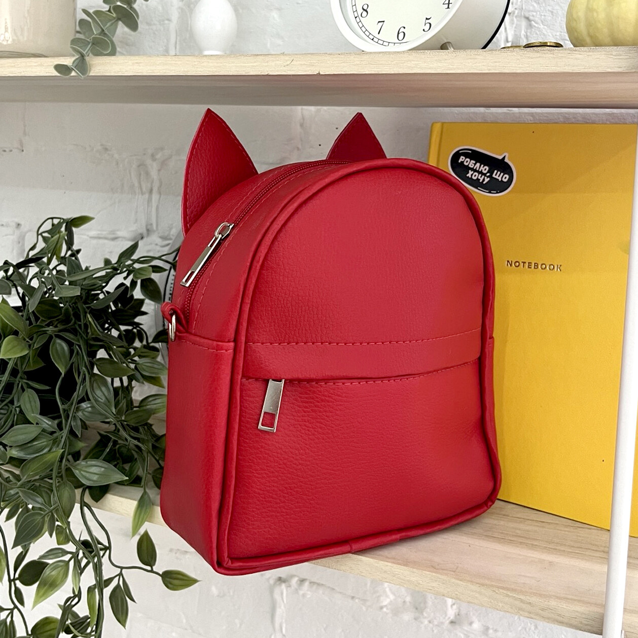 Рюкзак-сумка с ушками кота, красный