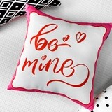 Подушка з принтом 40х40 см Be mine